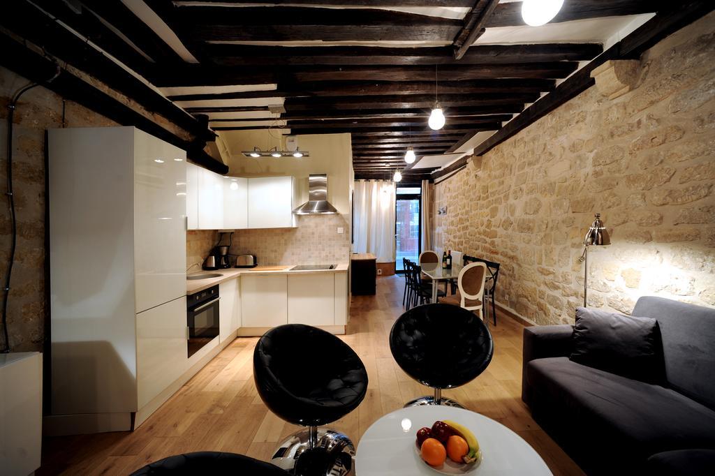 Unique Loft Apartment In Le Marais Paris Exteriör bild